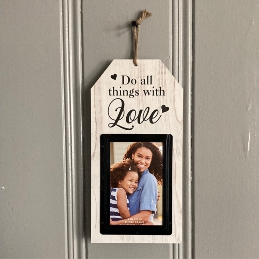 Farmhouse Do All Things With Love Photo Frame Wall Hanging Decoration NWT